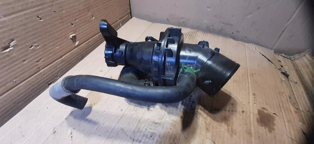 фото №4, Труба шланг повітрозабірник 1.6dci renaul kadjar 165761844r