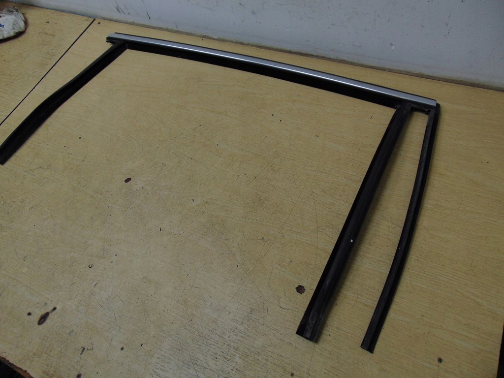 фото №5, Рамка прокладка стекло дверь правый задняя ford s-max mk1 lift am21-r25824