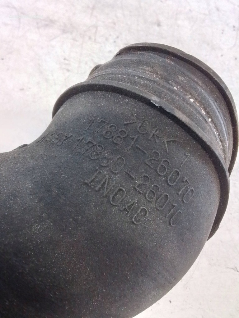 фото №3, Lexus is 220 2.2 труба шланг воздуха 17881-26070