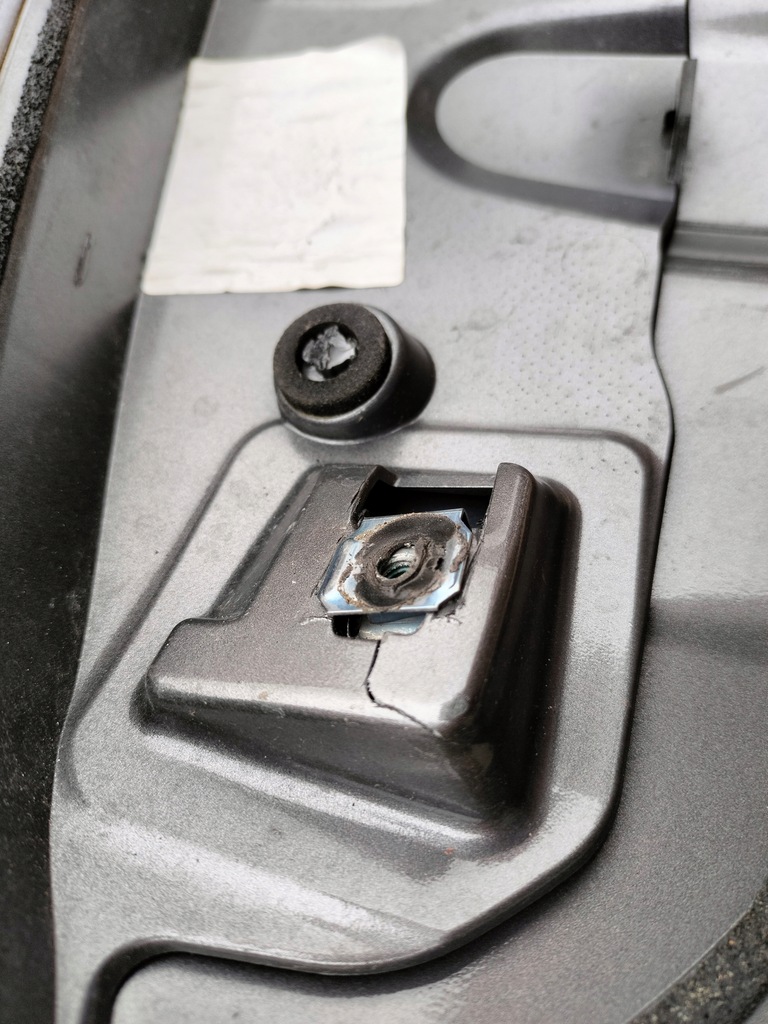 фото №8, Renault clio iv 4 hb спойлер крышки tekng