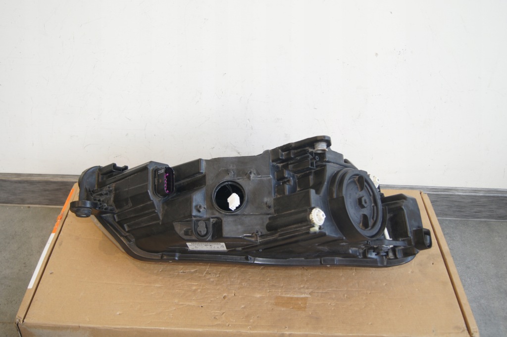 фото №7, Bi ксенон skoda superb 3v1941015a левая europa поворотная