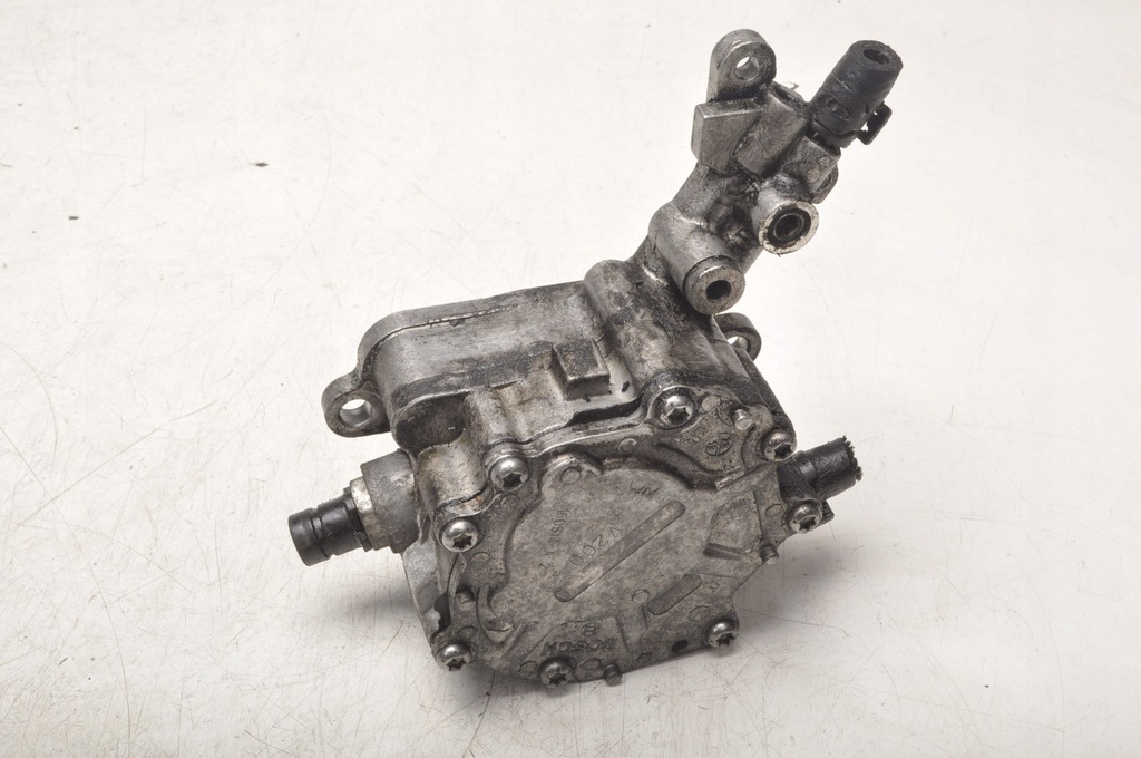 фото №1, Ford galaxy mk2 1.9 насос вакуум bosch