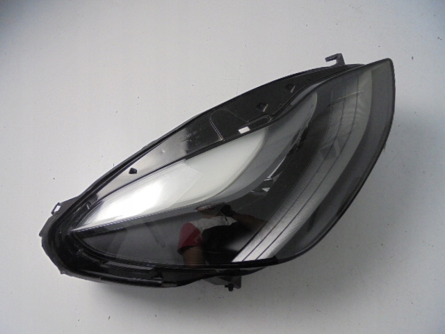 Купить Фара правый перед tesla model y 20-