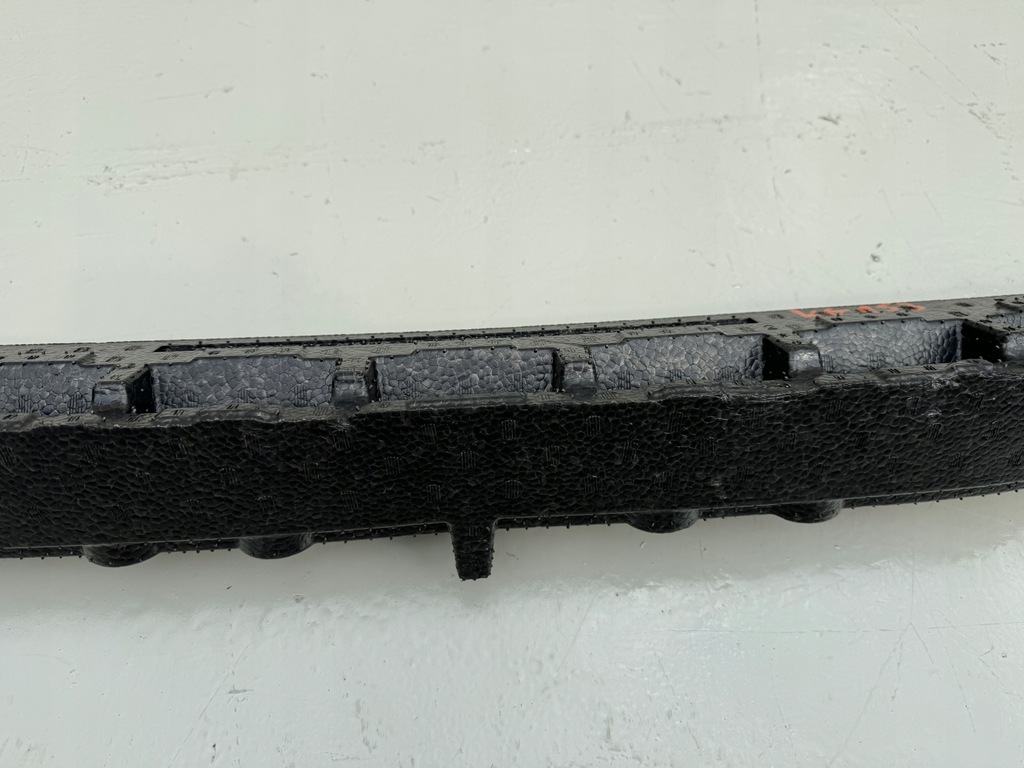 фото №9, Subaru xv ii 2 18r- піна абсорбер бампера перед передній 57705fl280