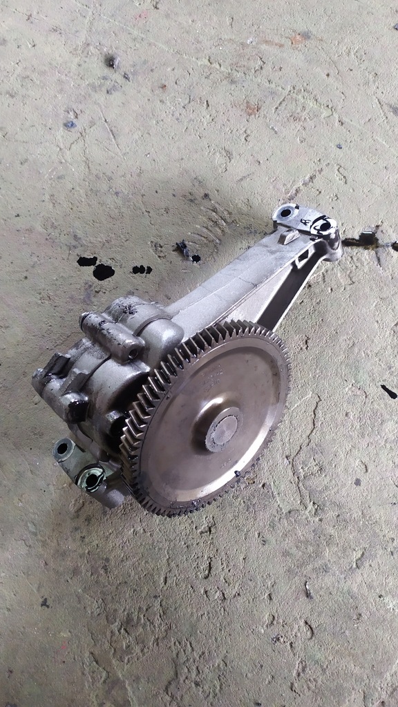 фото №2, Насос масла scania 4 r hpi 1448659