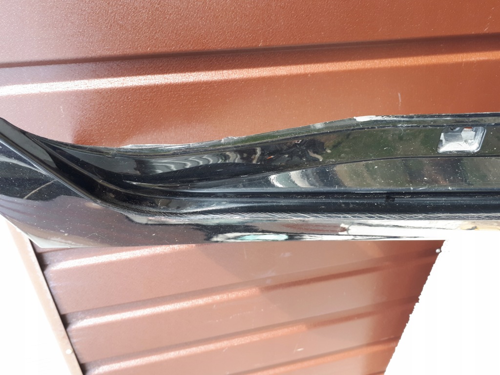 Lexus ct ct200h молдинг поріг права 75850-76010 поріг правий Недорого