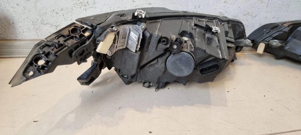 фото №12, Лампа led левая правая vw golf 8 viii 5h1