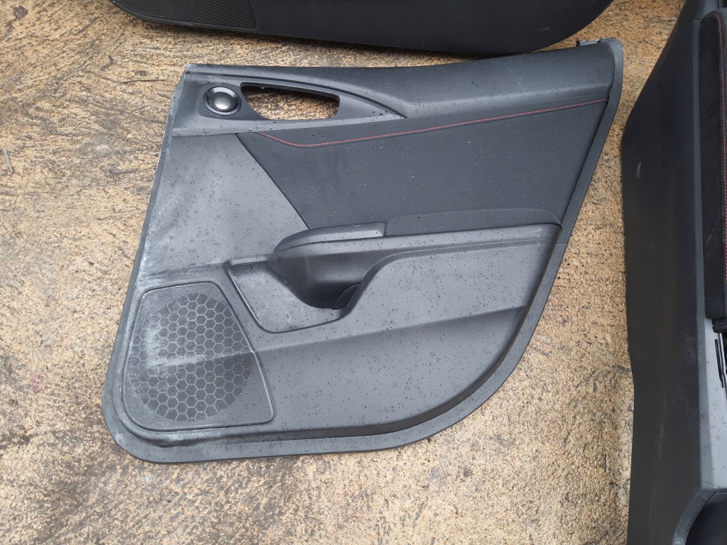 фото №8, Honda civic x type r 17- сиденья заднее сиденье обшивки