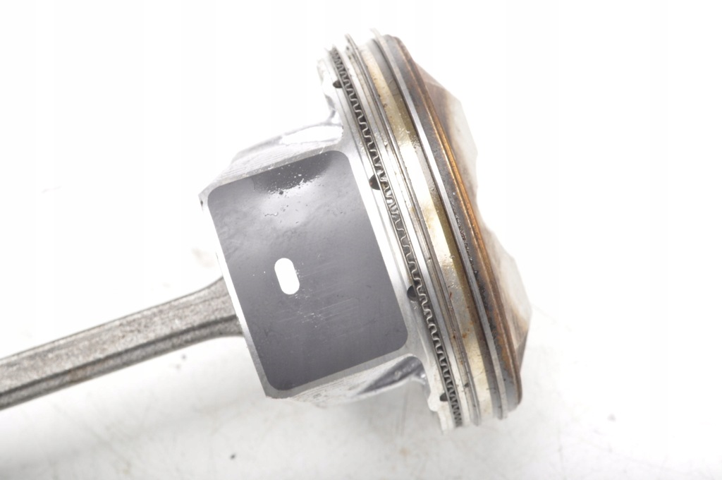 фото №6, 2 dl dj 1.5 75km skyactiv-g hybrid поршень + шатун