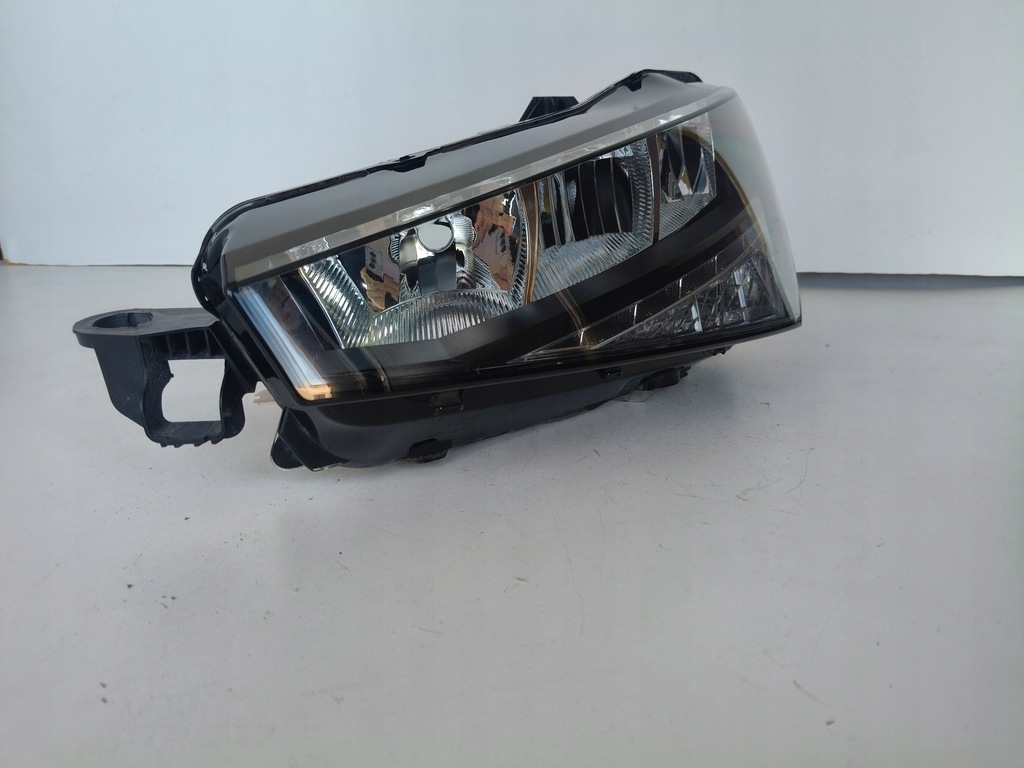 фото №1, Лампа ліва фара skoda scala 657 18- led