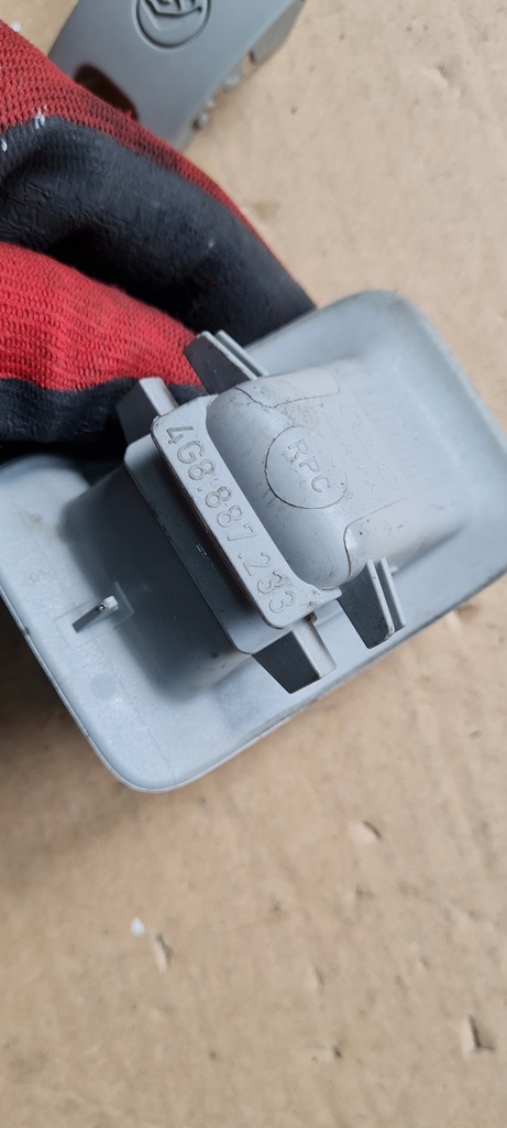 фото №8, A7 4g заглушка isofix задняя сиденье 4g8887233 a6 c7 4g