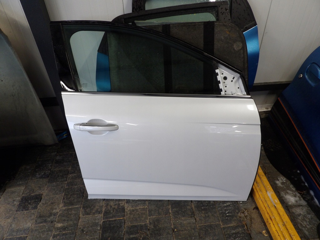 фото №1, Дверь правое передние renault megane iv 4 белый перламутр