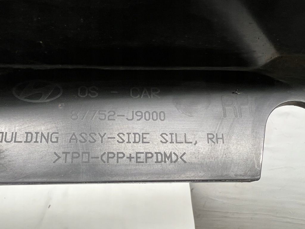 фото №9, Hyundai kona молдинг накладка поріг поріг права 87752-j9000