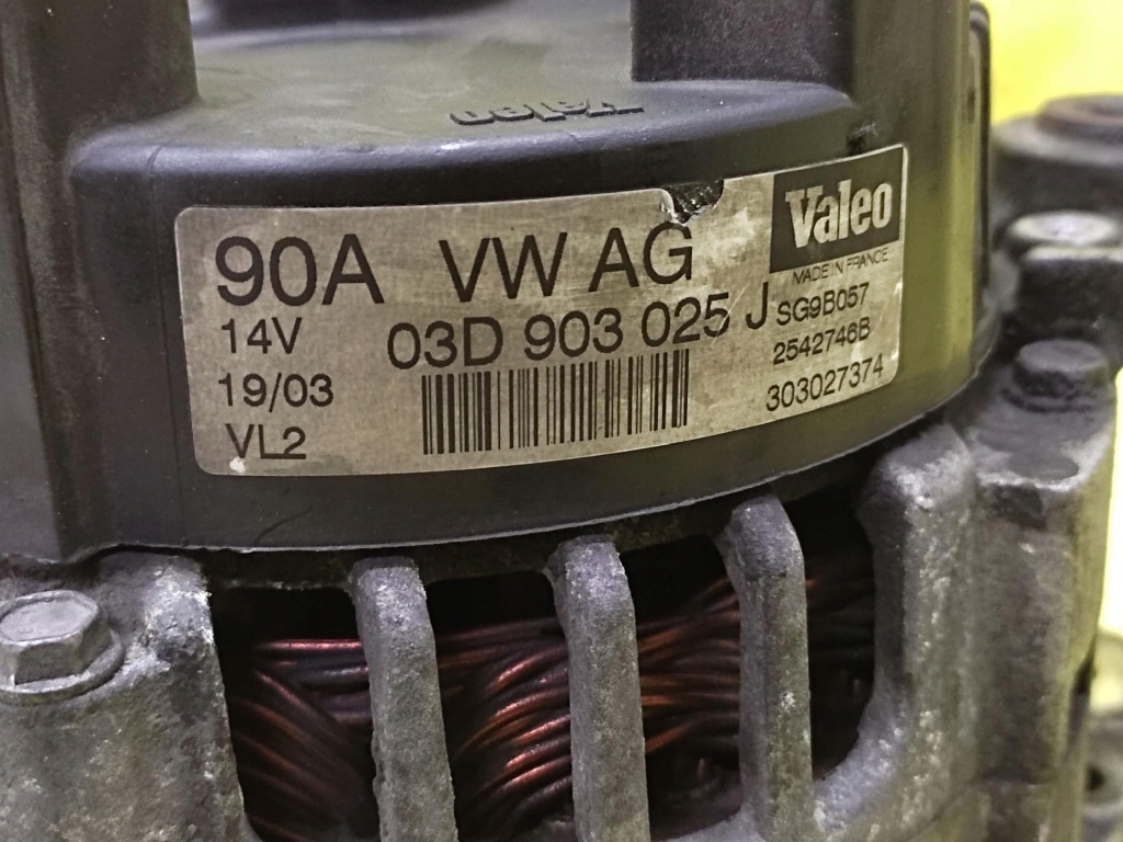Vw polo iv 1.2 генератор 03d903025j в Украине
