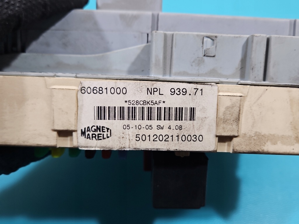 Бортовий комп'ютер блок керування двигуна 0261s01034 alfa romeo 159 2.2 jts набір Ціна