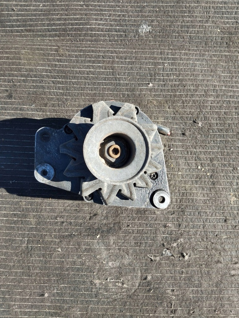 Купити Генератор toledo 1 jetta 2 vw t4 0120489364 026903023a