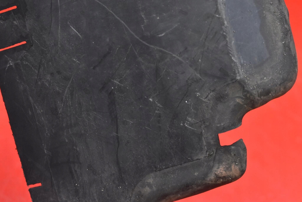 фото №9, Впуск воздуховод воздуха верхний gk72-8327-ab land rover discovery 5 v sport