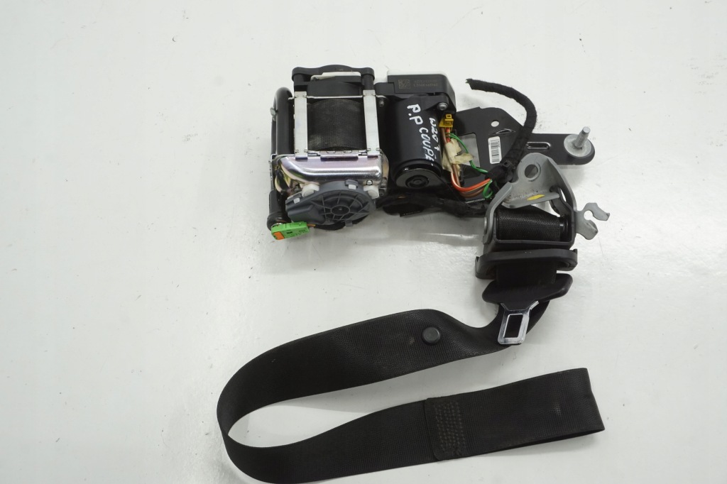 Купити Mercedes w207 11r pas безпеки правий перед