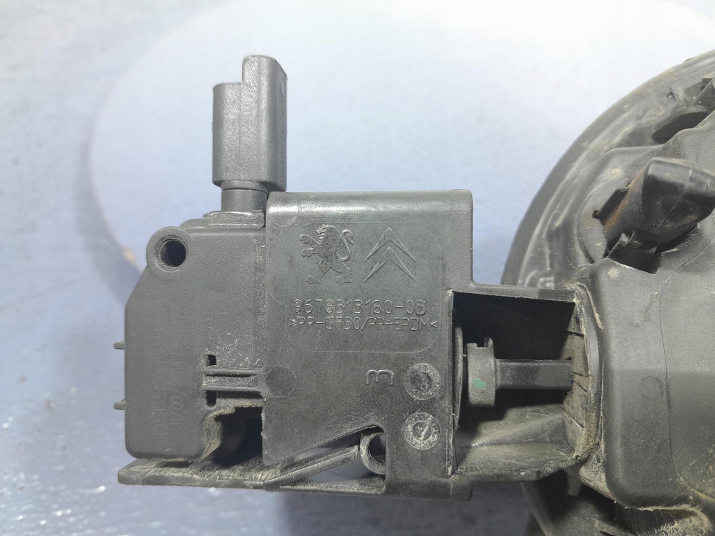 фото №5, Peugeot 308 ii t9 sw kombi крышка заливной топлива kwe