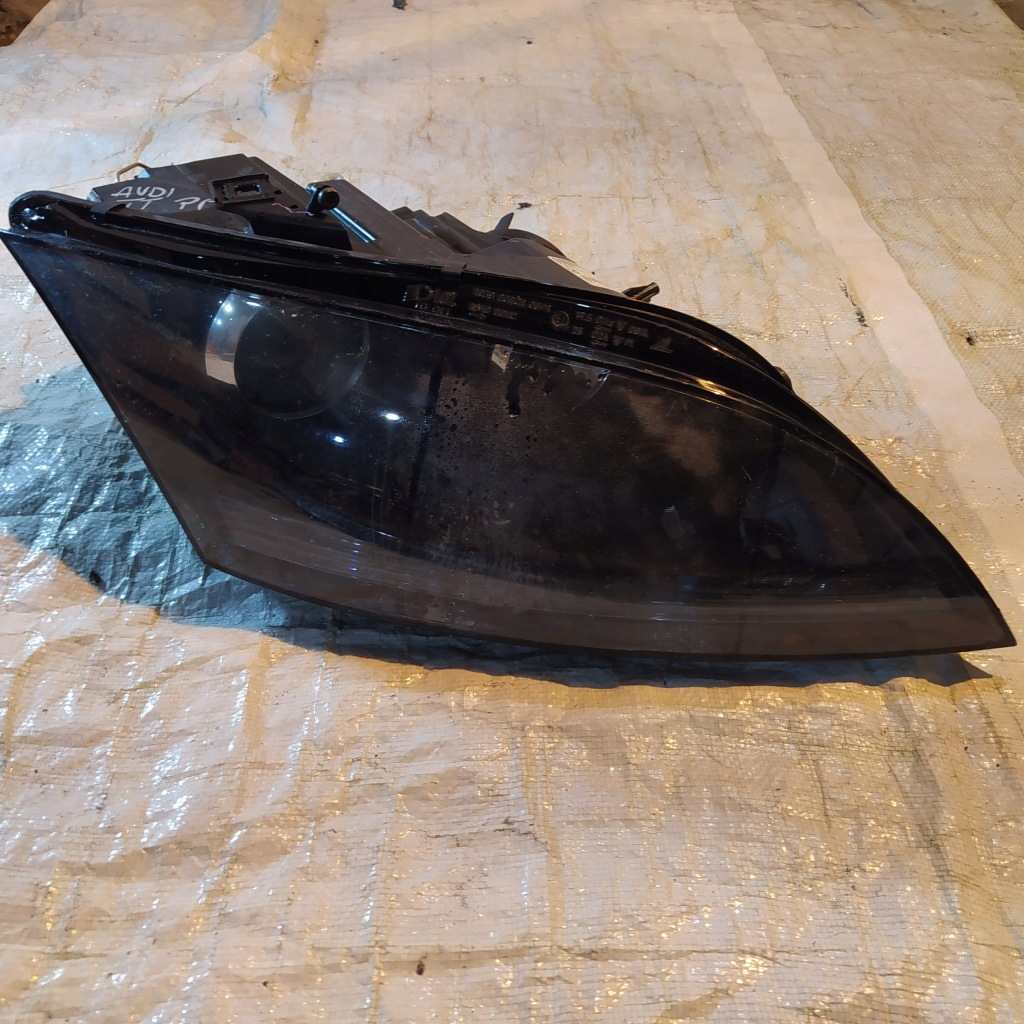 Купити Audi tt 2007- лампа правий перед передня 8j0941004m