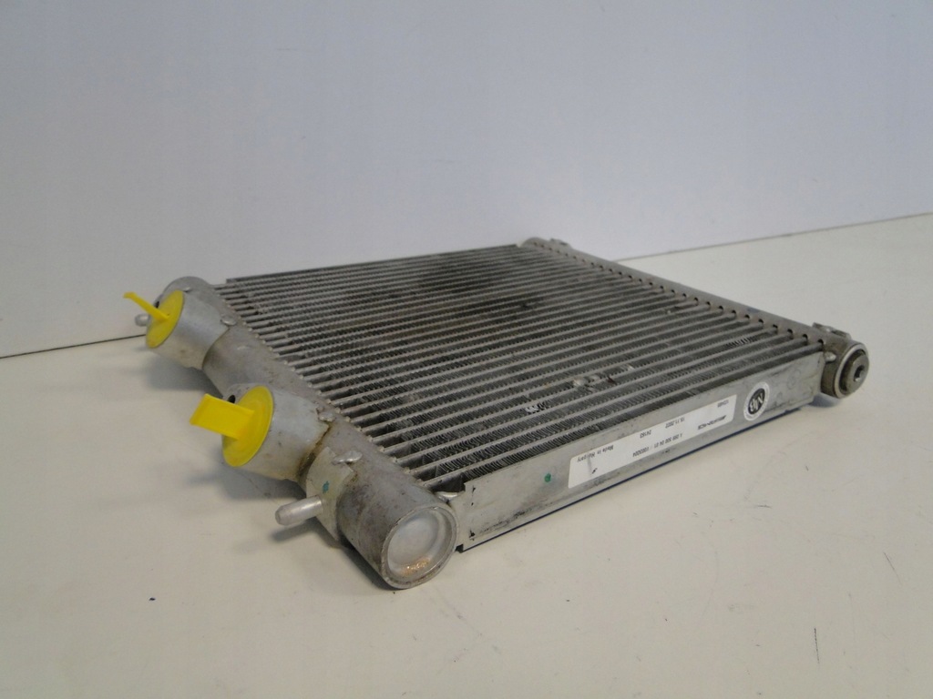 фото №5, Mercedes s klasa 223 w223 радиатор масла 63 amg