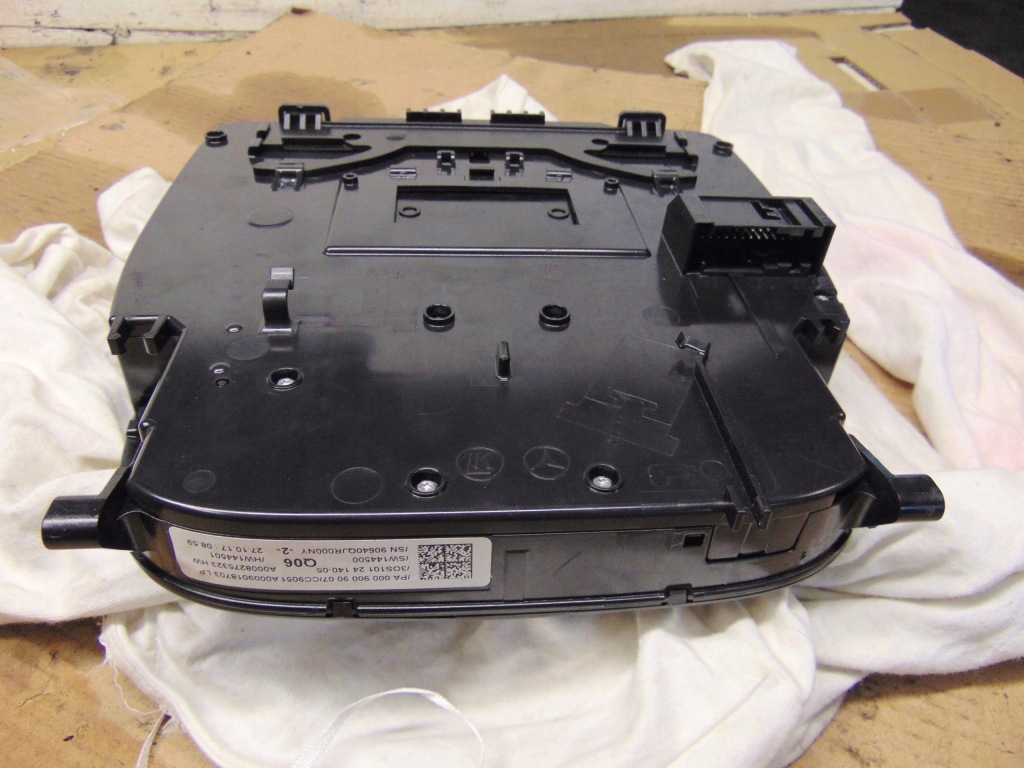 фото №10, Лампа стельовий czarna mercedes c klasa w205 europa