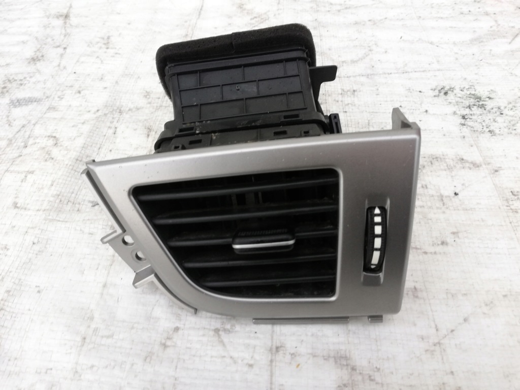 фото №1, Hyundai i30 12-15 решітка обдув повітроводи правий