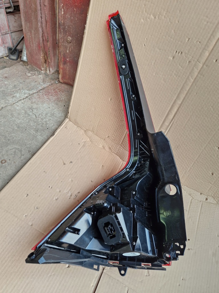 Volvo xc60 2 фара правий задній задня led 31655359 Ціна