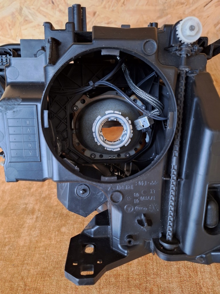 фото №14, Mercedes a klasa w176 лампа левая bi ксенон некорректируемый a1768201161