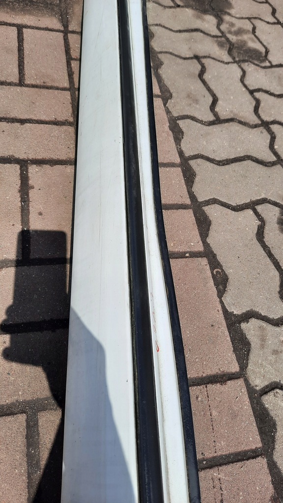 фото №8, Молдинг порог левая 31333004 volvo v60 s60 10-13r