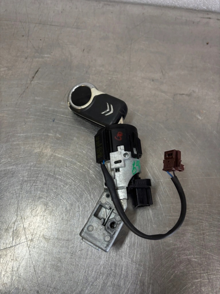 фото №1, Замок зажигания ключ citroen ds3 n0502455 org