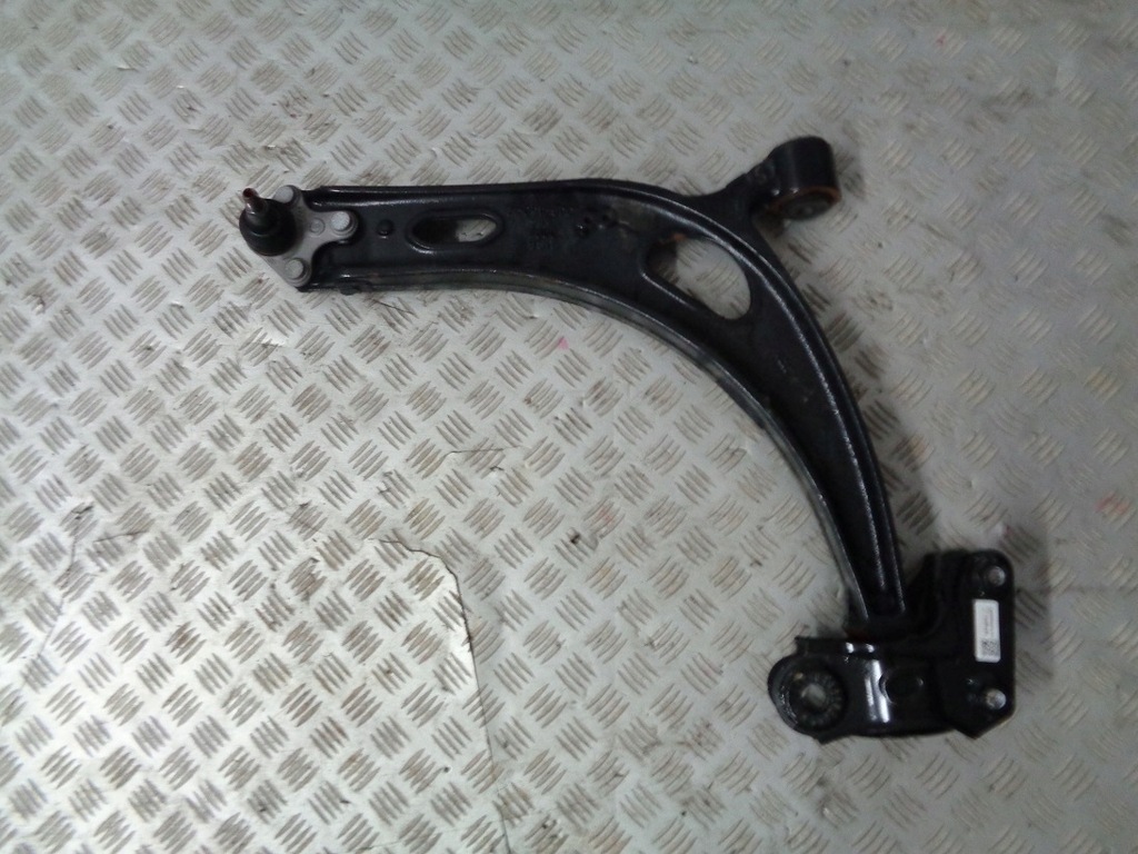 фото №1, Vw atlas cross 2022 рычаг левый перед передний