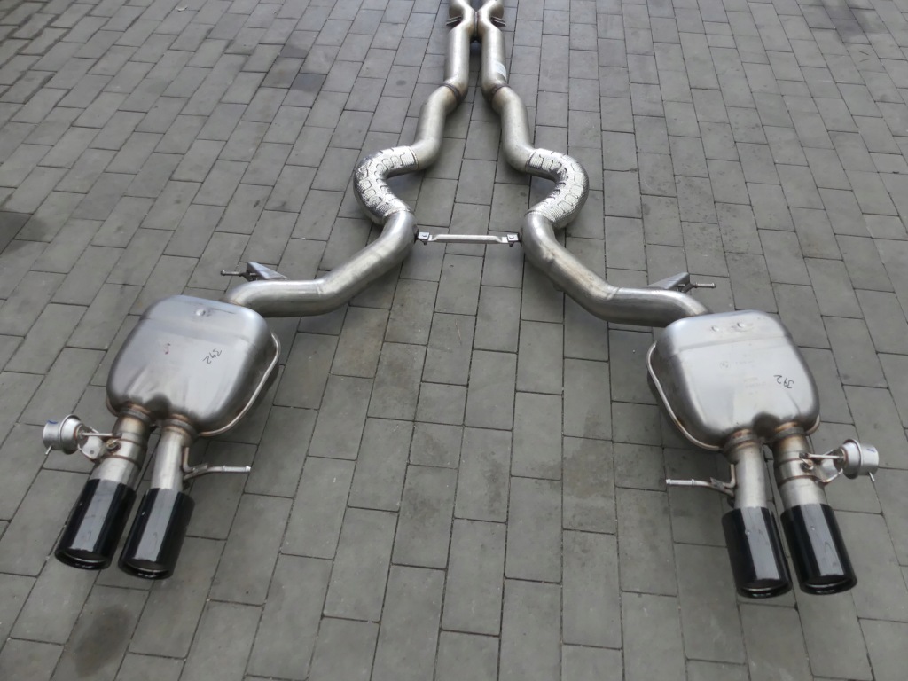 Bmw 5 f10 m5 гаситель выхлоп чёрные насадки оригинал новый! в Украине