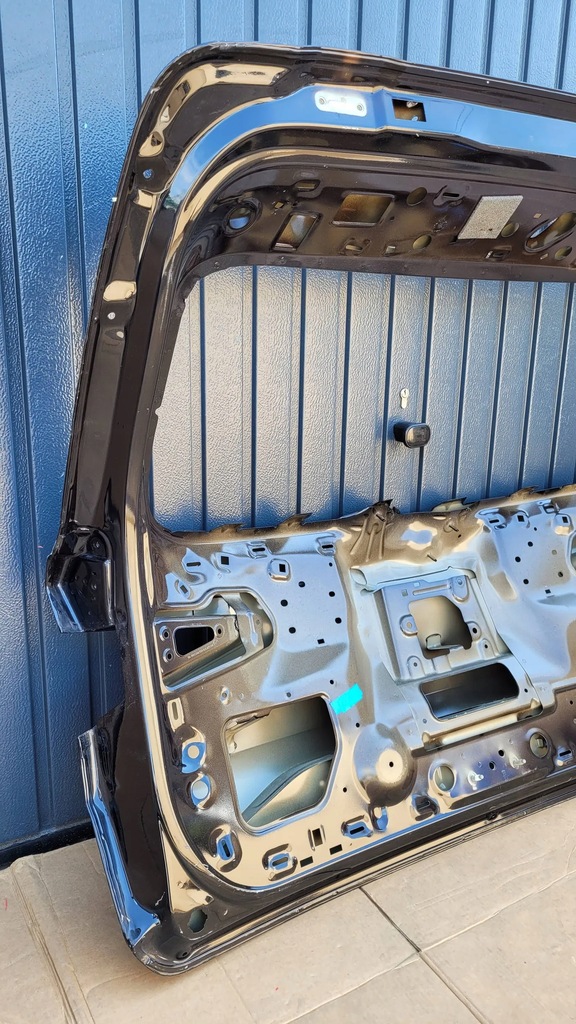 фото №12, Крышка багажника задняя задняя багажника skoda enyaq fv