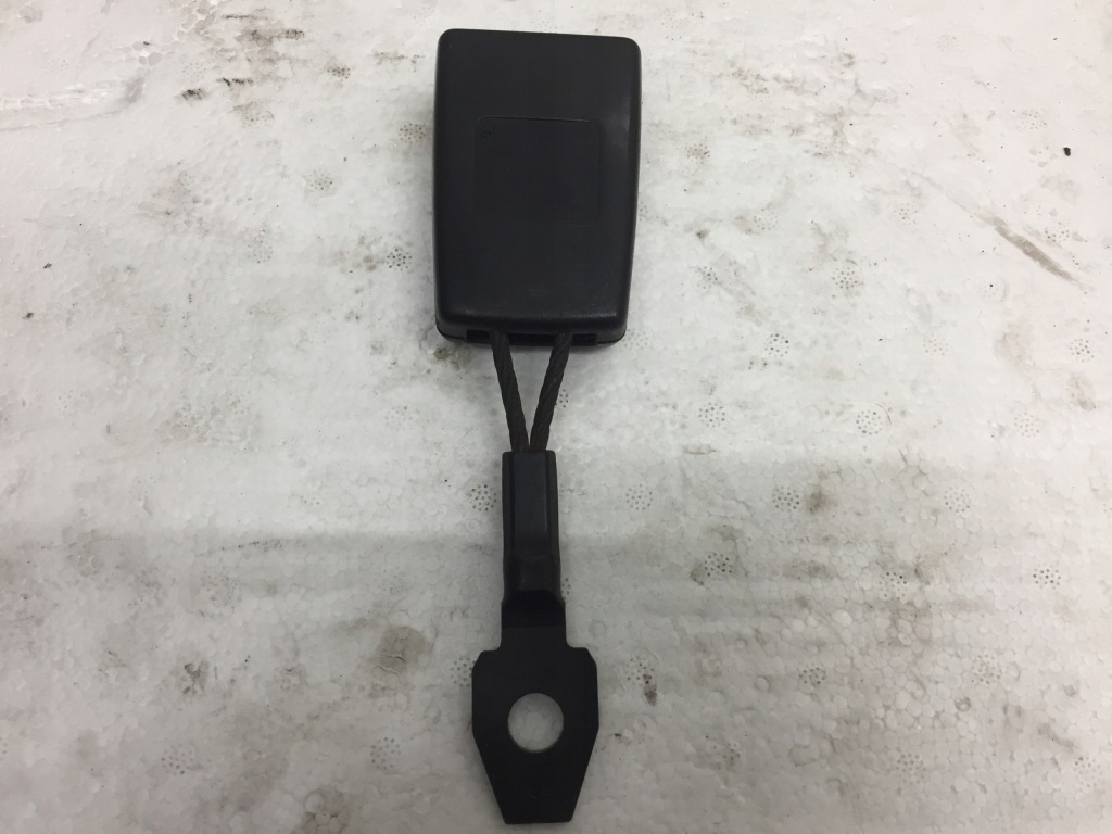 фото №3, Mercedes slk r170 замок клипса поперечина a1708600069