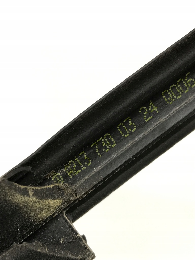 фото №8, Mercedes w213 молдинг уплотнитель дверь левый задняя