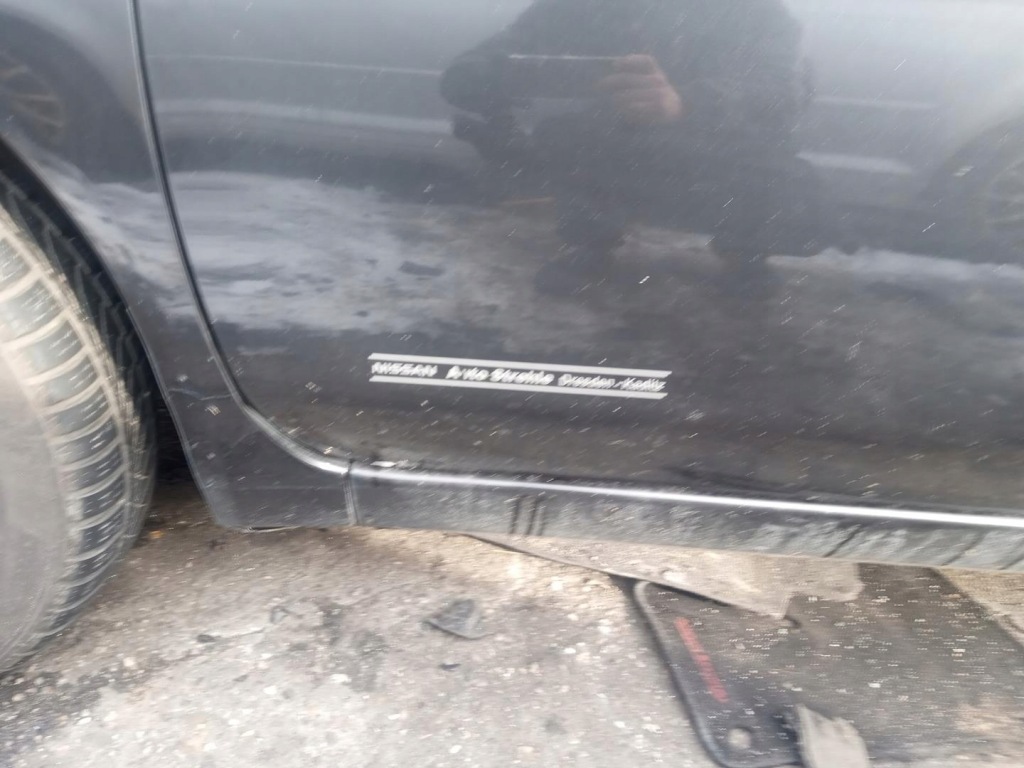 фото №7, Nissan micra k12 двері ліва передні перед код лакофарбового покриття z11 3d