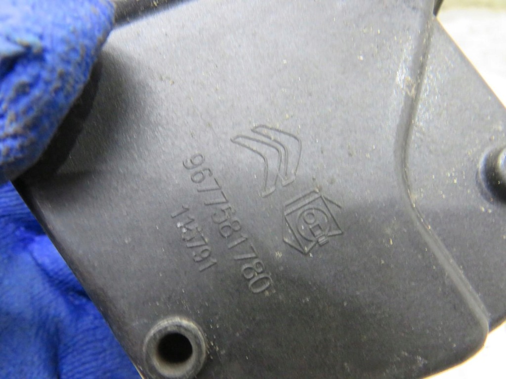 фото №3, Крышка заливной топлива c4 grand picasso ii