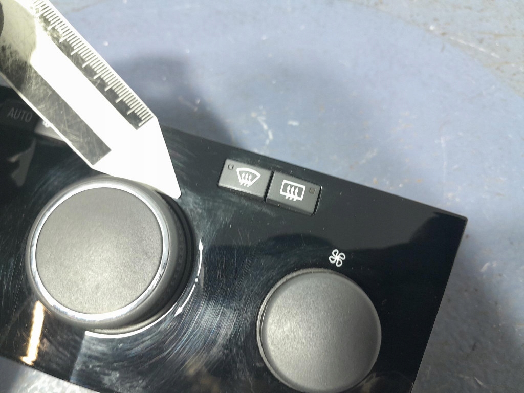 фото №7, Opel zafira b lift перемикач панель кондиціонера обдув 13250622