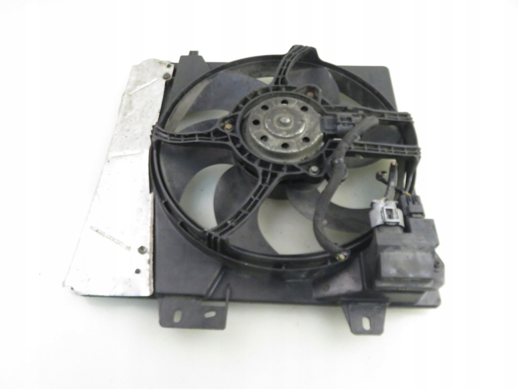 Купить Вентилятор радиатора peugeot 207 1.6 16v