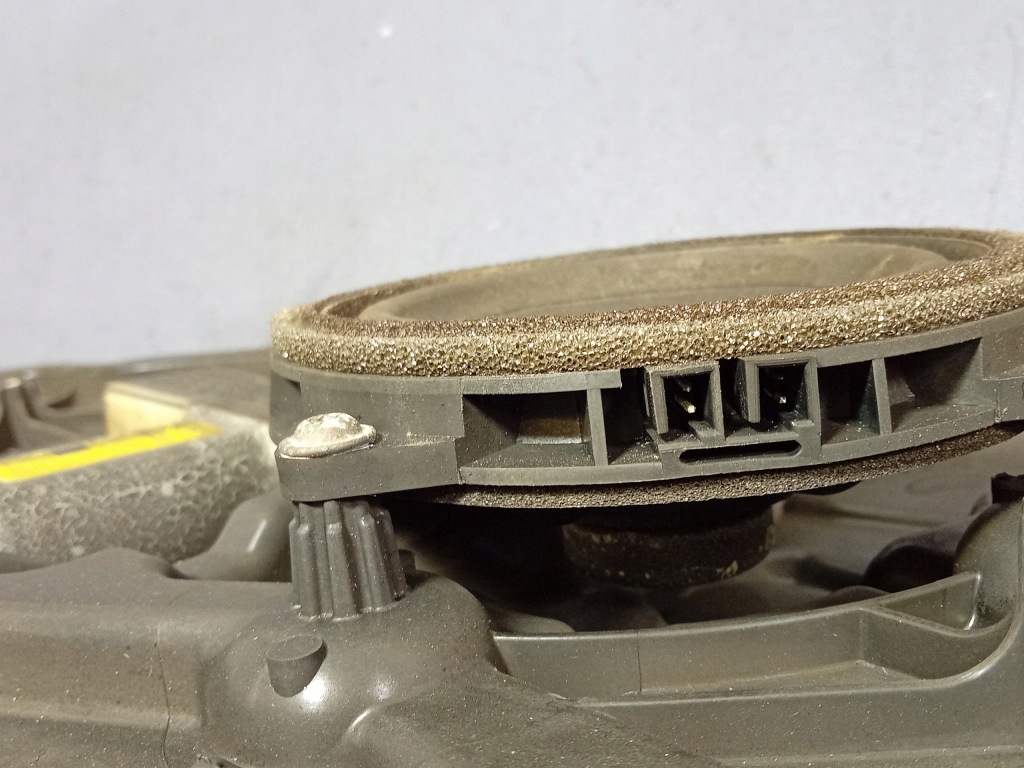 фото №7, Bmw 1 f40 подъемник стекло задняя левый 1060026