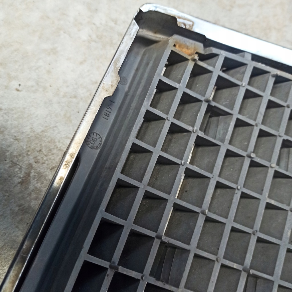 фото №14, Mercedes w124 решітка радіатора решітка радіатора радіатора перед 1248880223