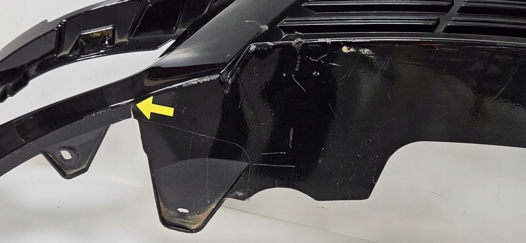 Купити Накладка бампера задні спойлер megane iv рестайлінг  hb