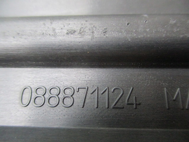 фото №8, Jeep grand cherokee iv wk2 lift 14r накладка бампера задня 088871124