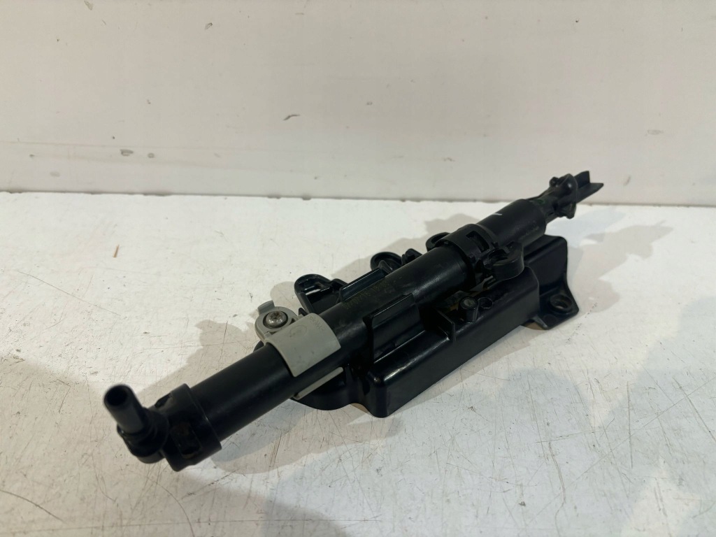 фото №1, Jeep grand cherokee wk2 омыватель левый - 17279