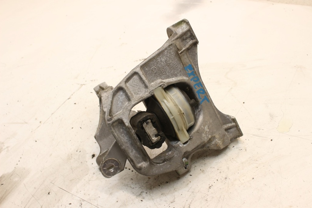 фото №6, Кронштейн подушка двигателя 4a110010 peugeot expert iii jumpy 2.0 blue hdi
