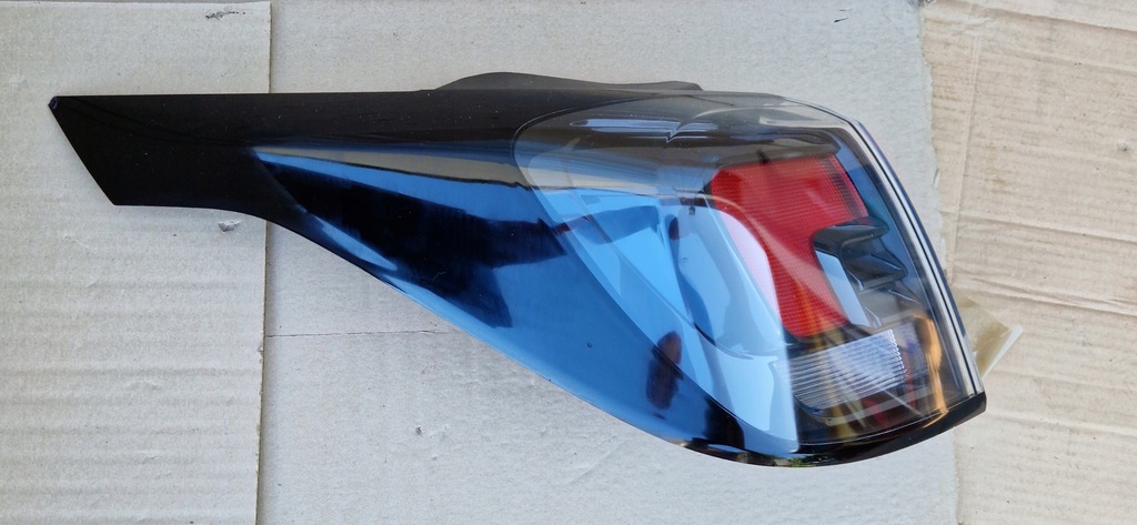 фото №2, Opel crossland x лампа задняя задняя