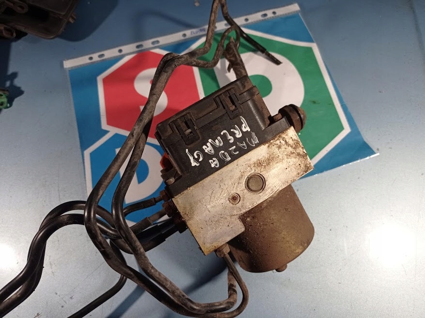 фото №1, Насос abs mazda premacy c100437az 3652 ac.04500156