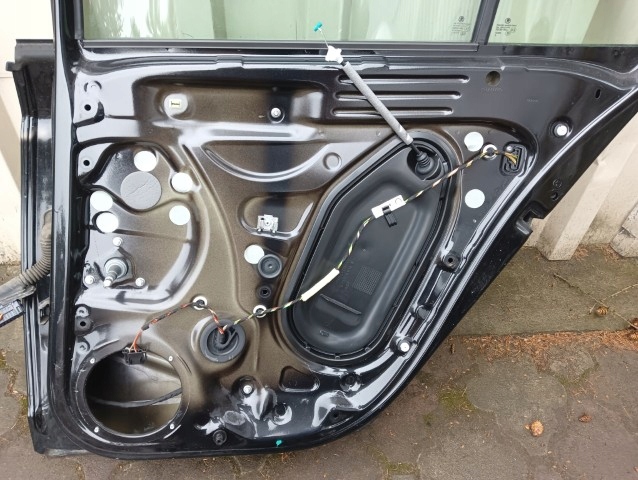 фото №13, Дверь задняя задние правое skoda fabia iii kombi lf9r-1z1z