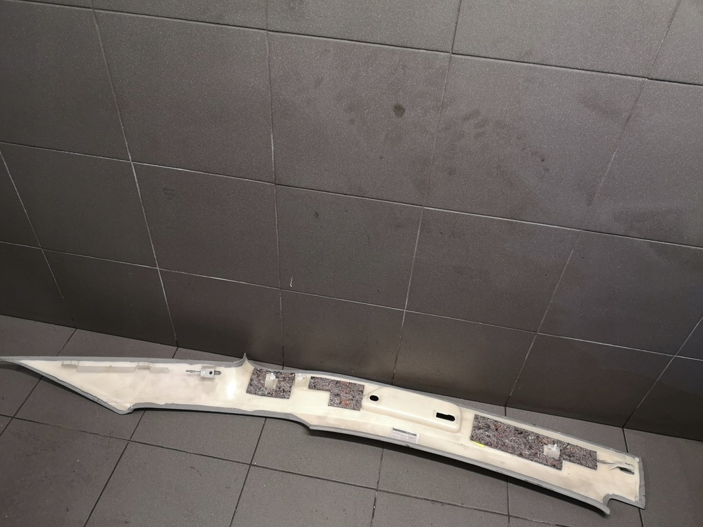 фото №12, Захист стійка правий задня vw phaeton 3d5867288j